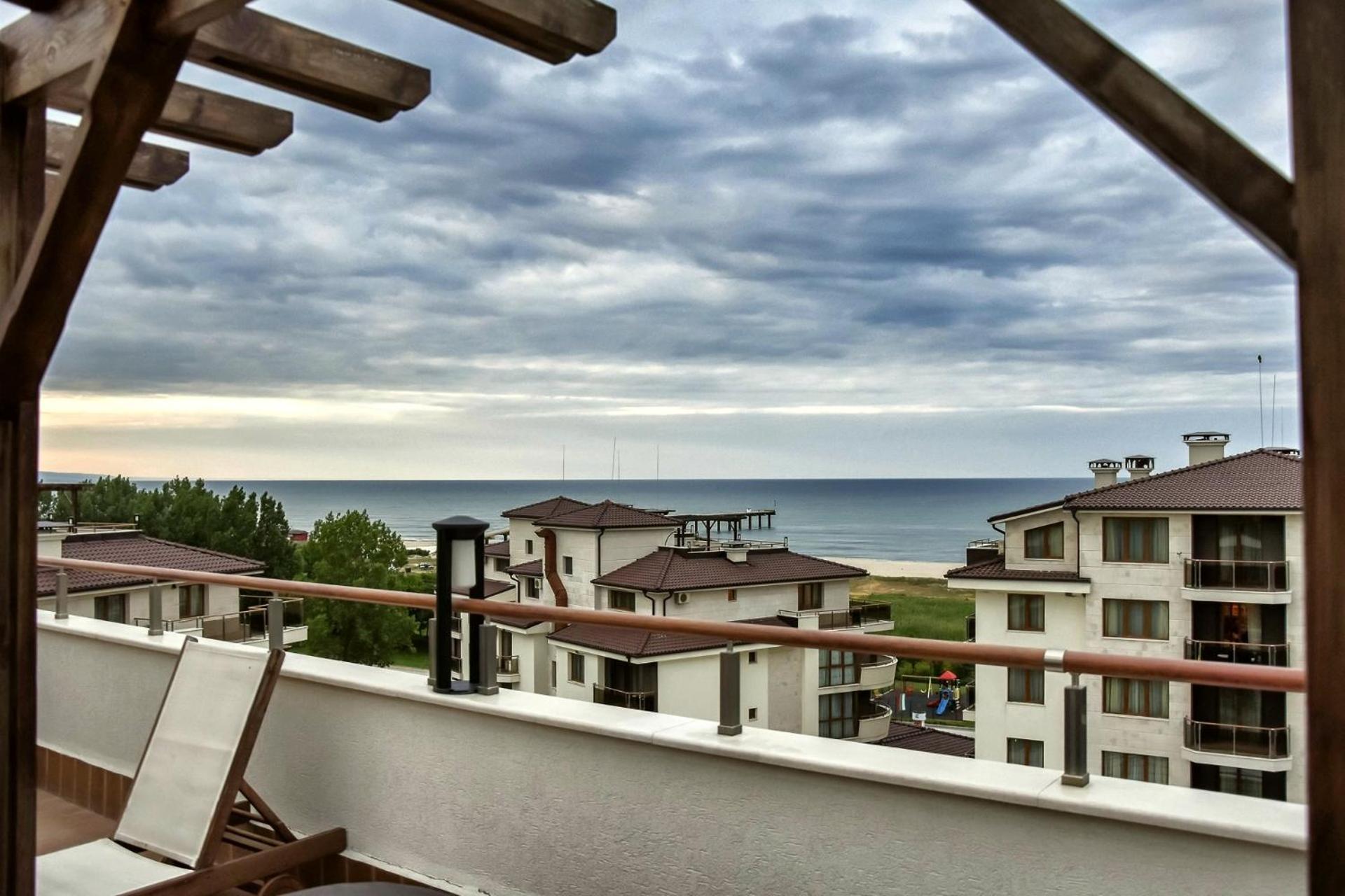 Long Beach Resort Shkorpilovtsi ภายนอก รูปภาพ